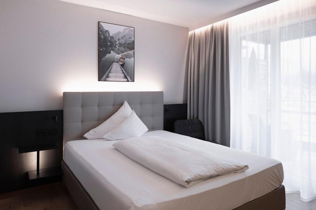 Stadthotel Goldenes Schiff Bad Ischl Exterior foto
